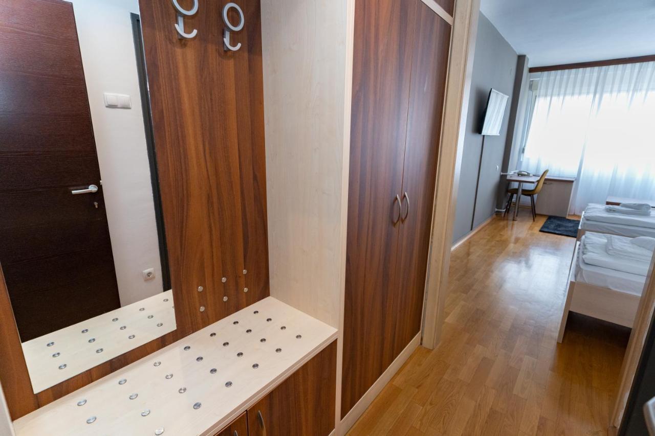 Artearia Hotel Bjelovar Exterior foto